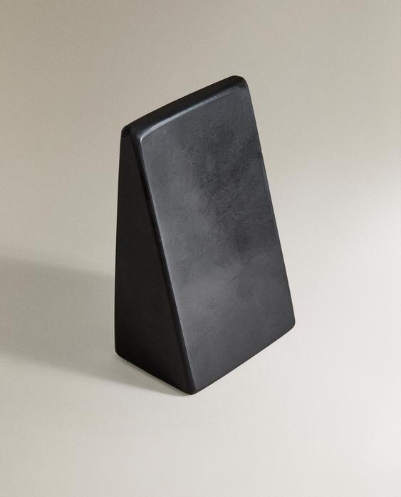 TRIANGULAR MARBLE BOOKEND