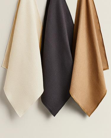 SET OF 3 WAFFLE-KNIT KITCHEN TOWELS (SET OF 3)