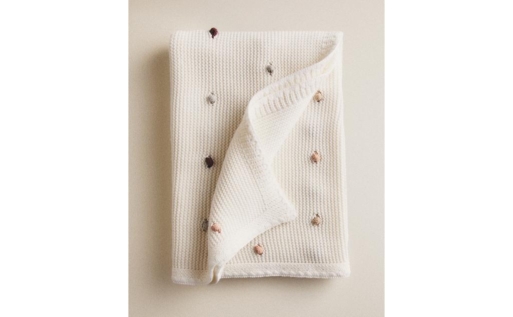 BABY KNIT BLANKET