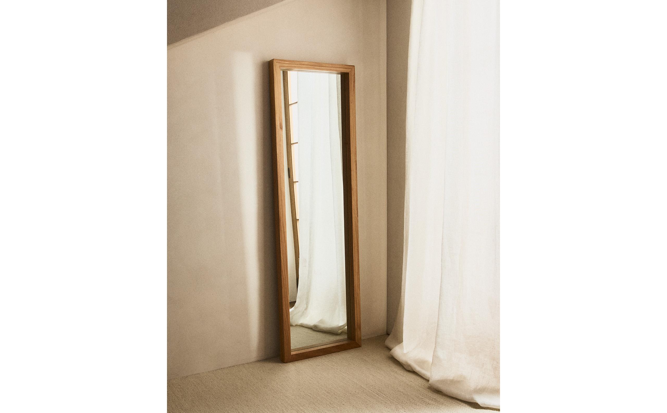 ご自宅にぴったりの装飾ミラー | Zara Home 日本/Japan