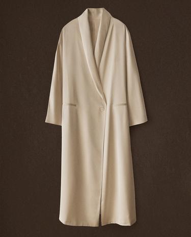 CAPOT DIN SATIN ÎNTR-O CULOARE