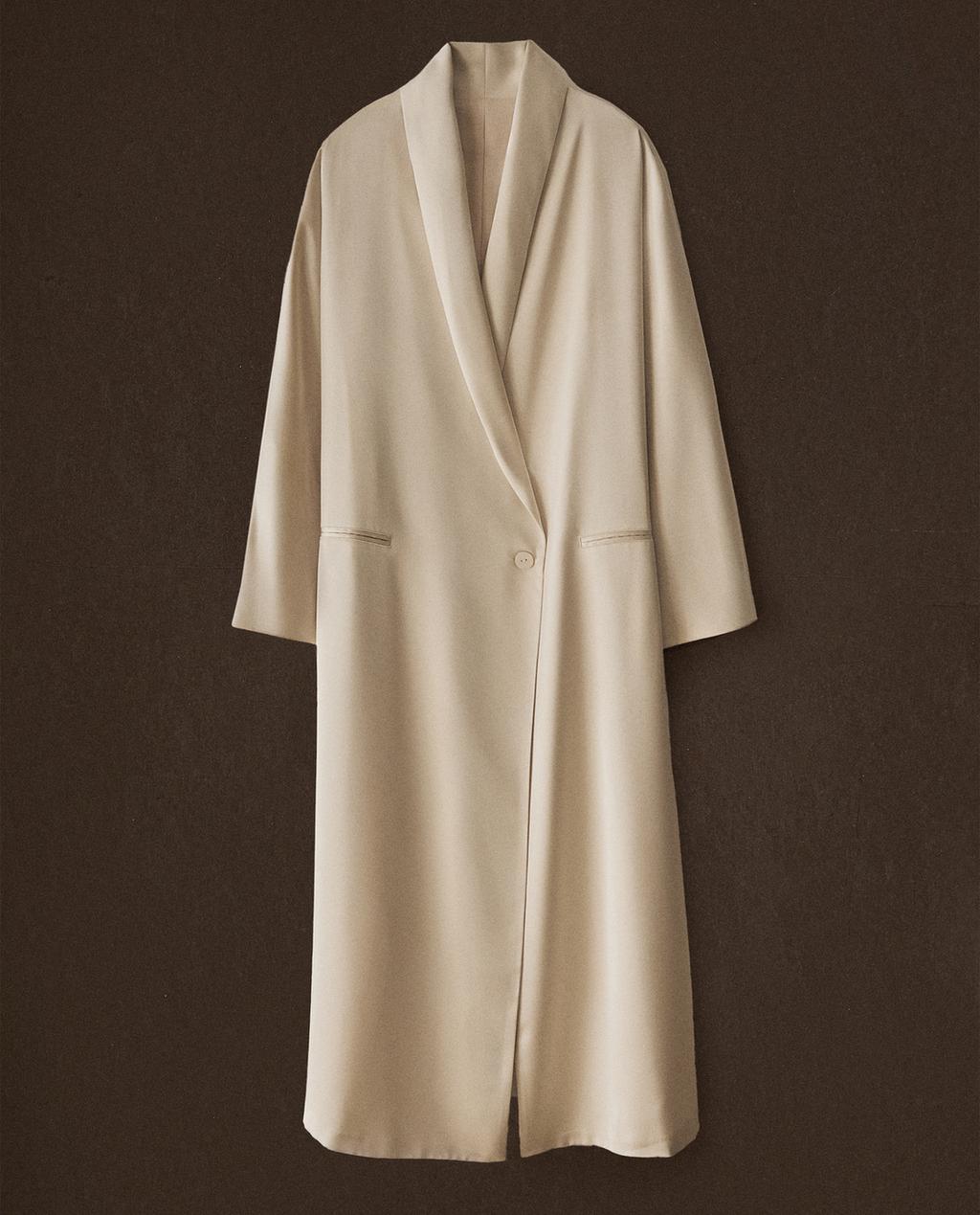 ROBE DE CHAMBRE EN SATIN LISSE ROBE DE CHAMBRE EN SATIN LISSE