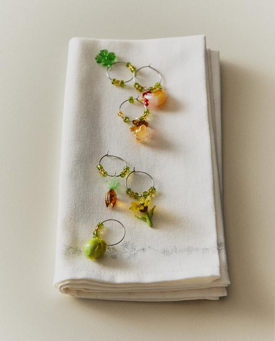 PACK OF EASTER GLASS CHARMS (PACK OF 6) PACK OF EASTER GLASS CHARMS (PACK OF 6)