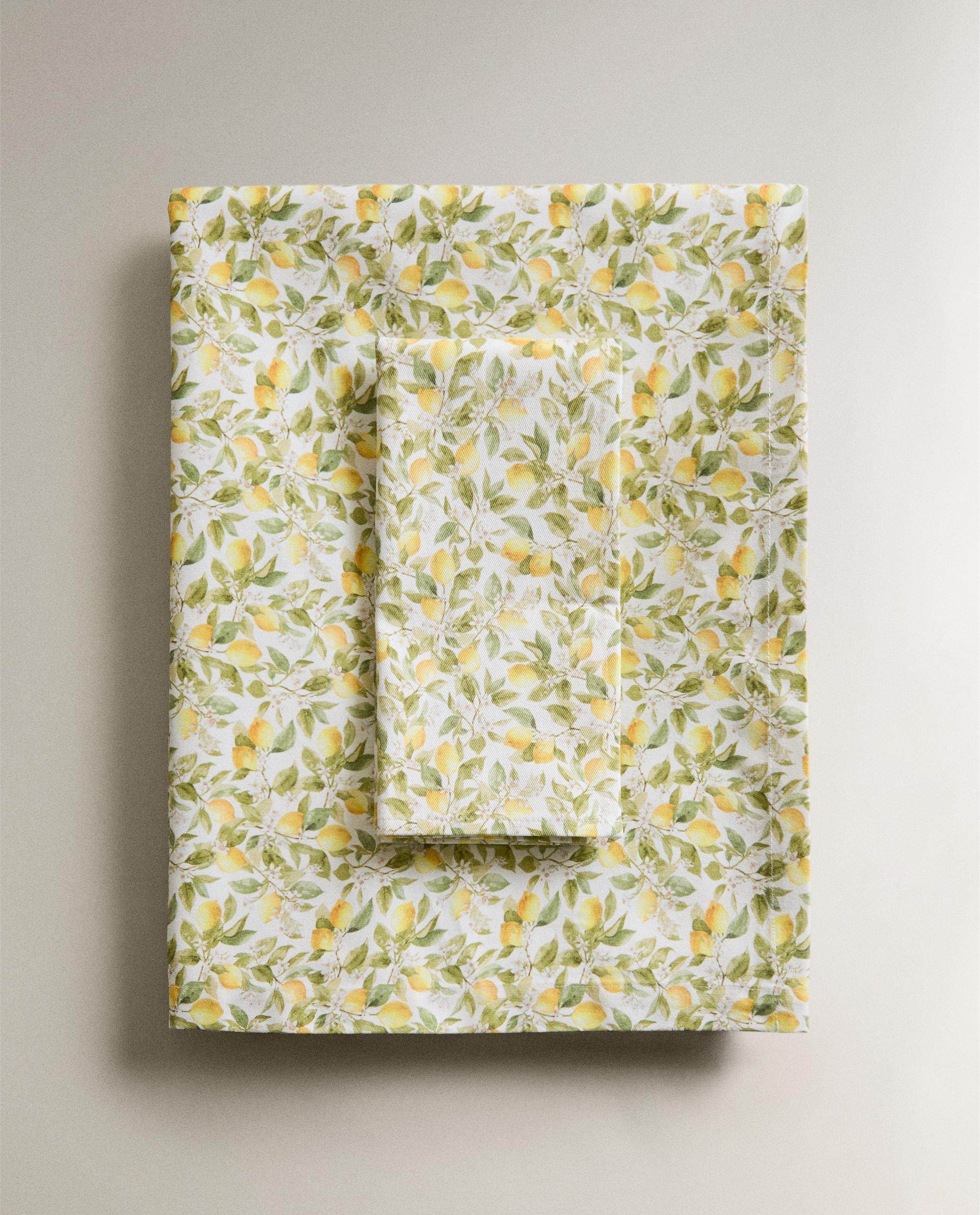 RESIN-COATED COTTON TABLECLOTH WITH LEMON PRINT product thumbnail 2