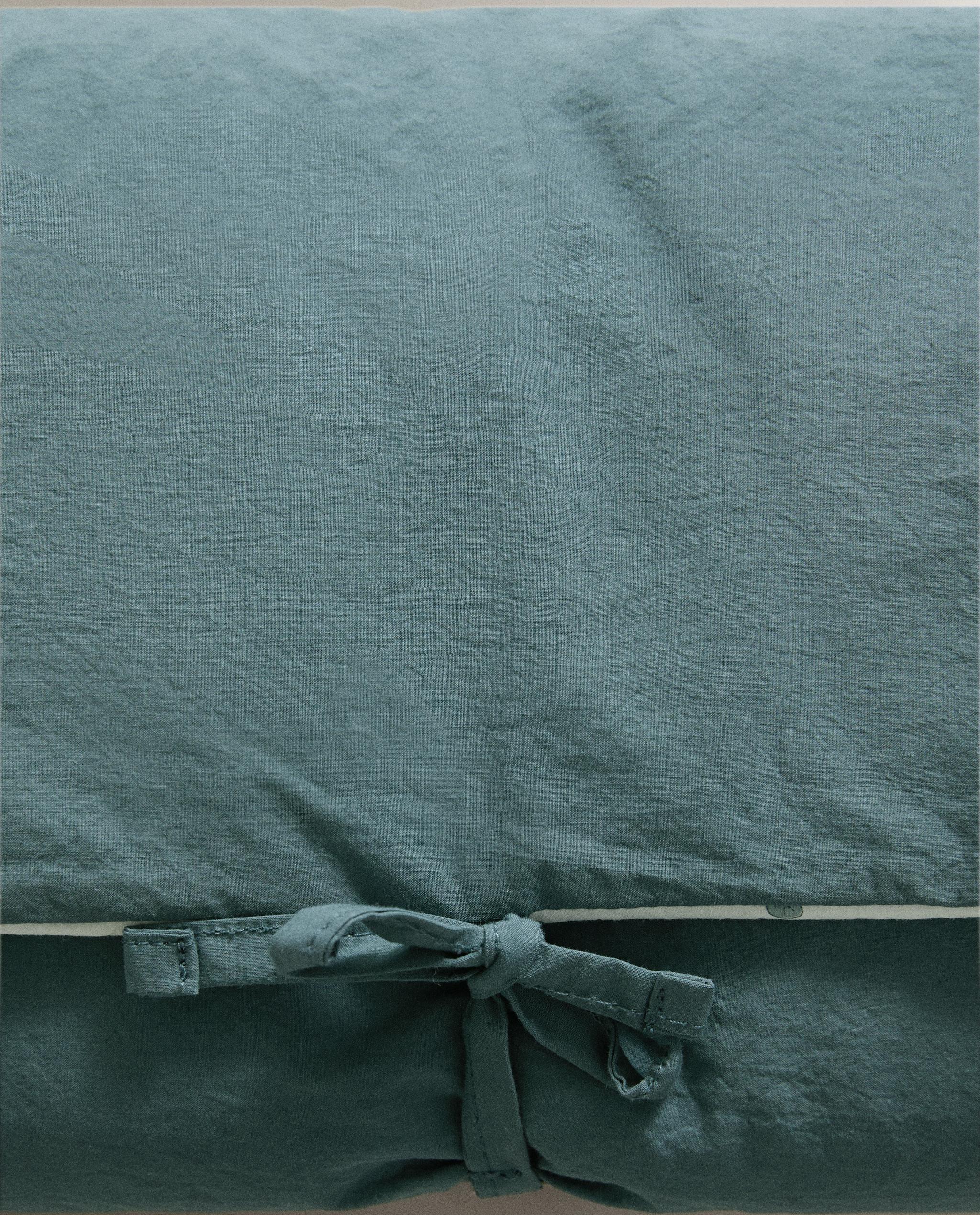 PORTABLE LEAF PRINT BABY CHANGING MAT product thumbnail 5