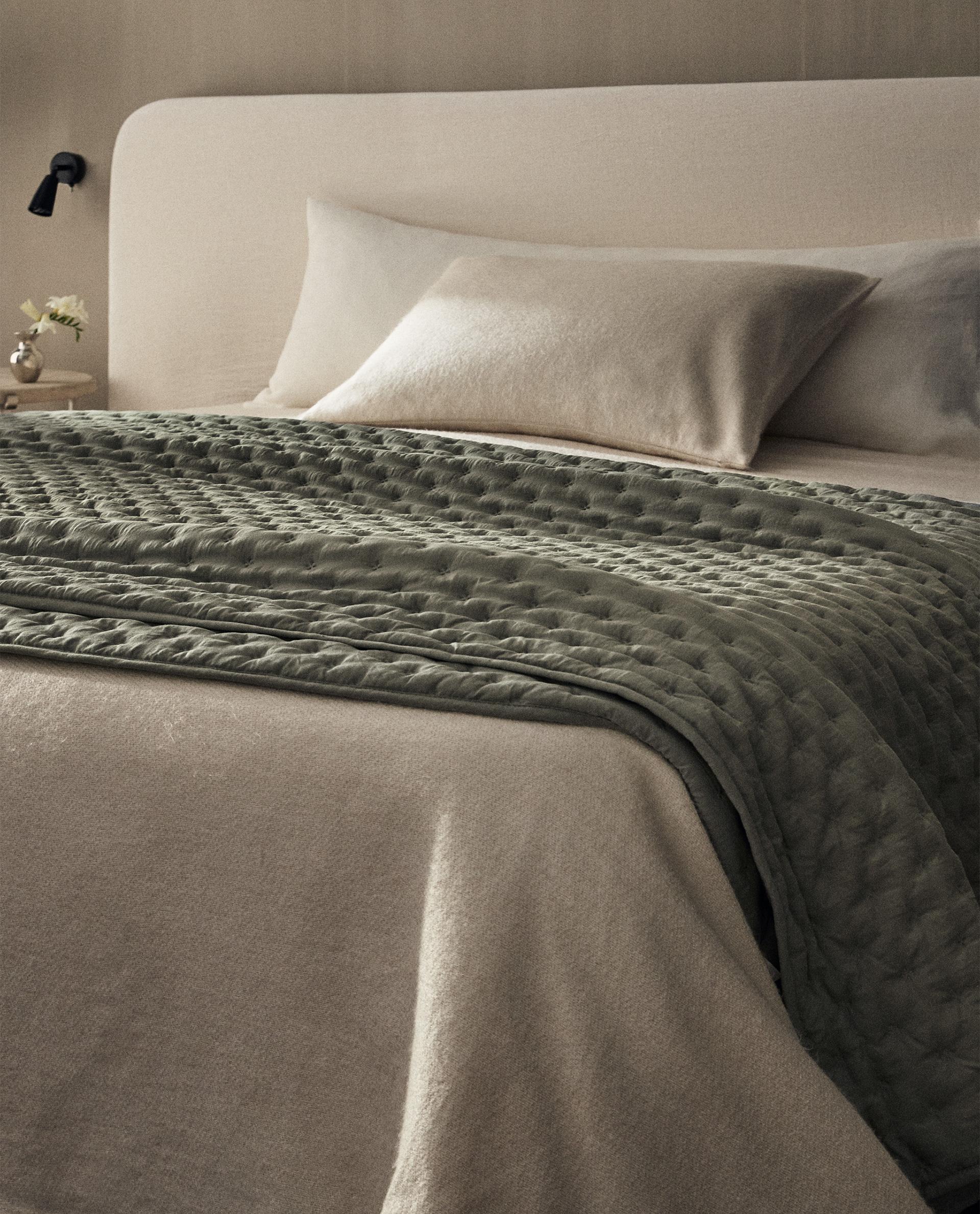 ドット キルトベッドカバー | Zara Home 日本/Japan