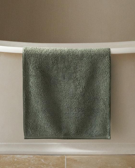PLAIN BATH MAT PLAIN BATH MAT