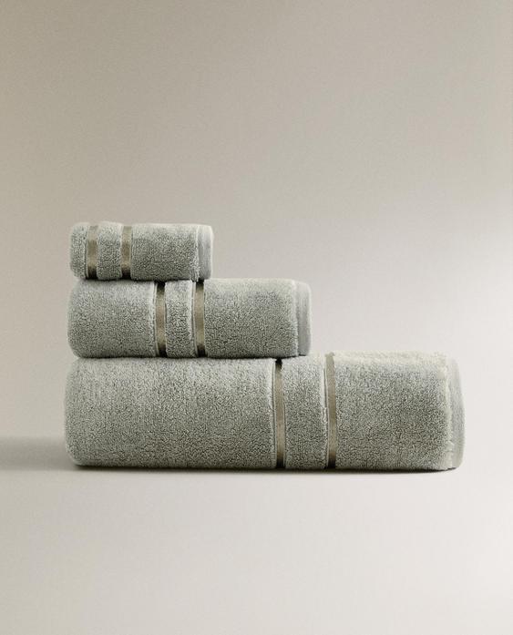 TOALLA BAÑO RIBETE LÍNEAS