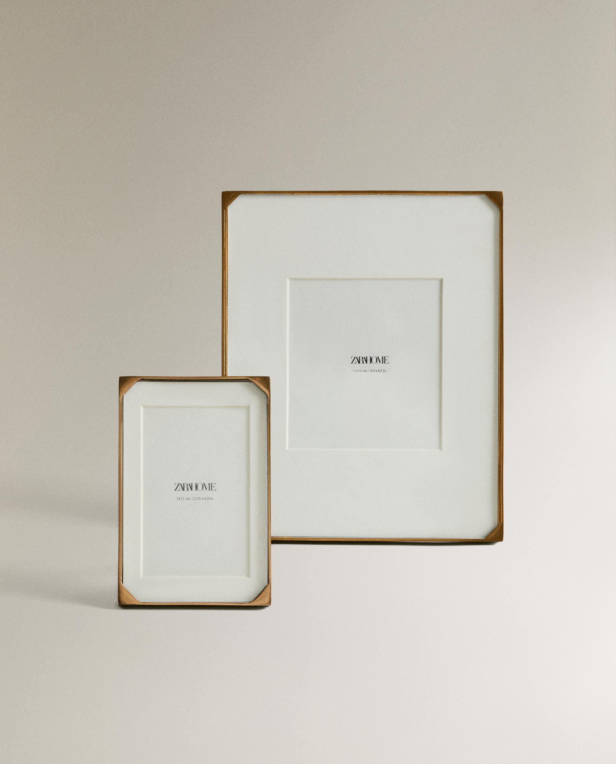 THIN METAL PHOTO FRAME product thumbnail 2