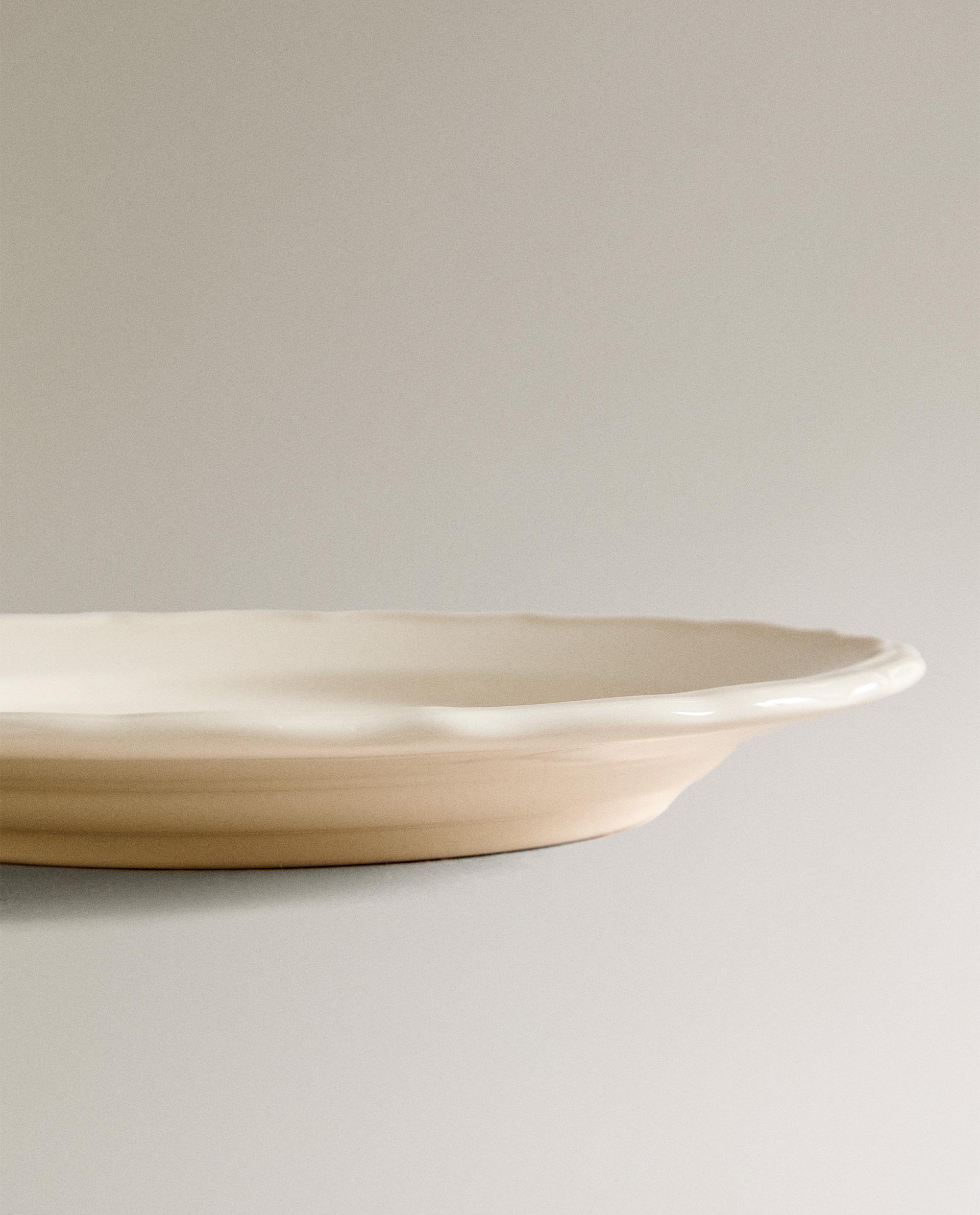 EARTHENWARE DESSERT PLATE WITH RAISED-DESIGN EDGE product thumbnail 6