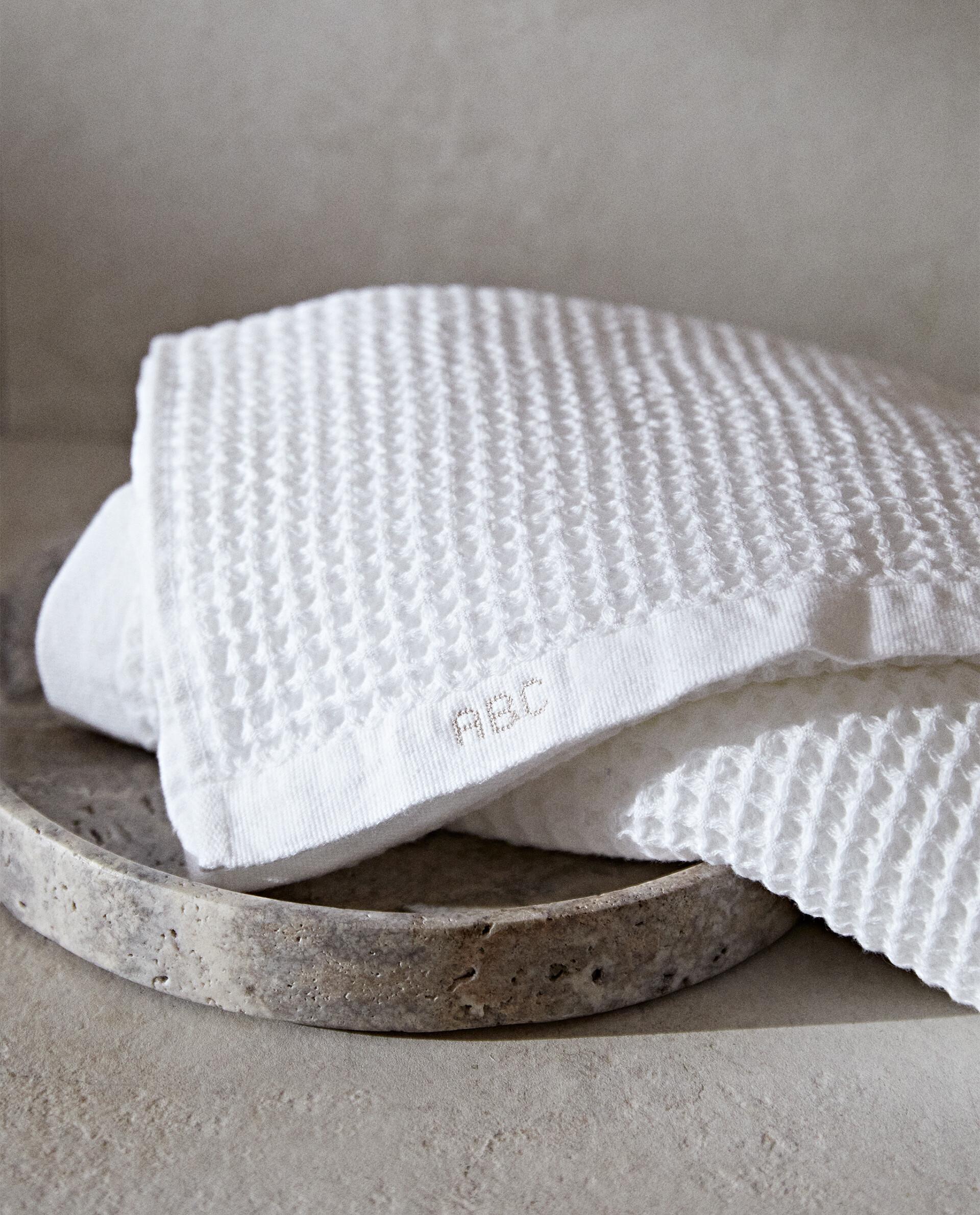 WAFFLE-KNIT COTTON BATH TOWEL product thumbnail 19