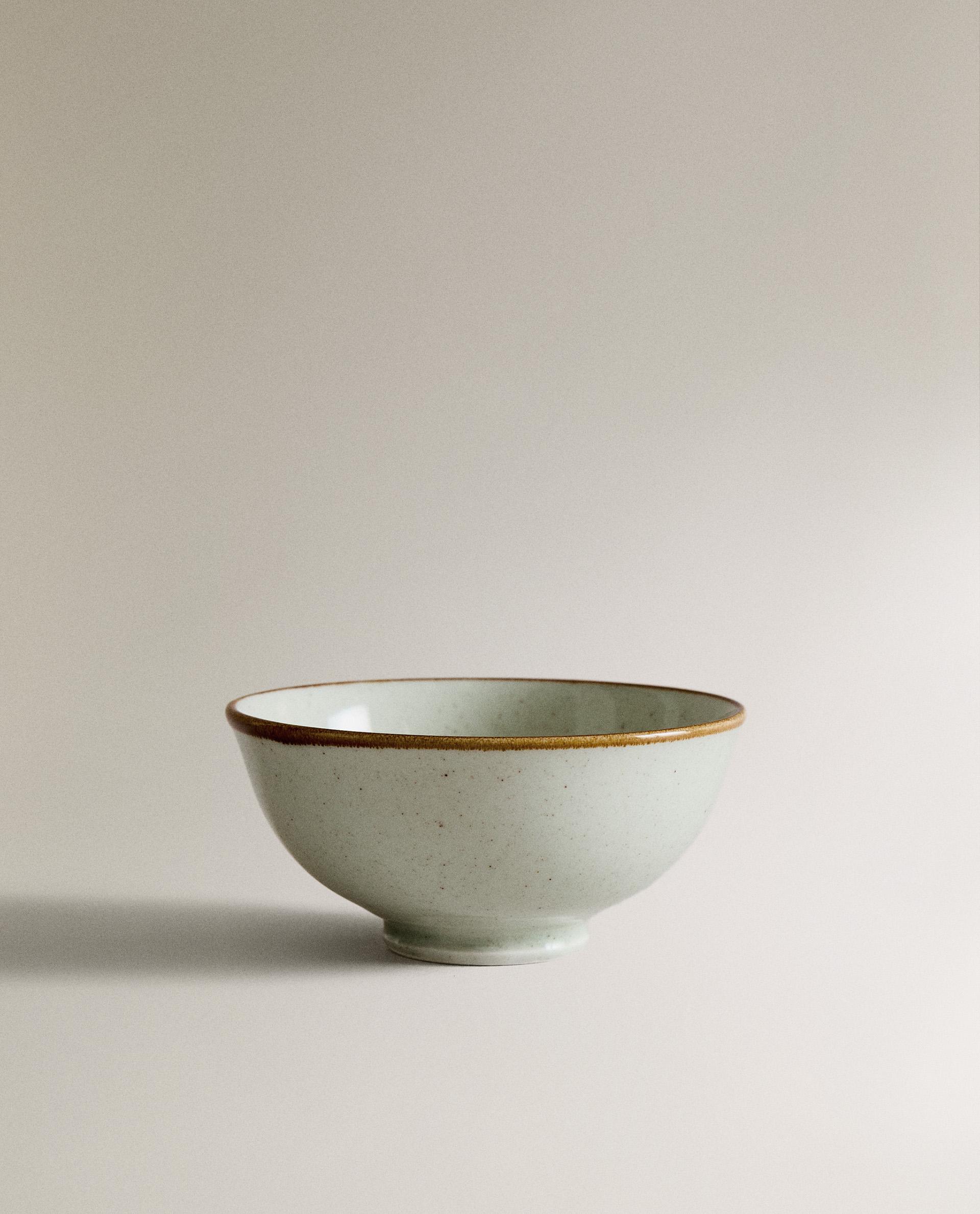 PORCELAIN MINI BOWL WITH ANTIQUE FINISH RIM