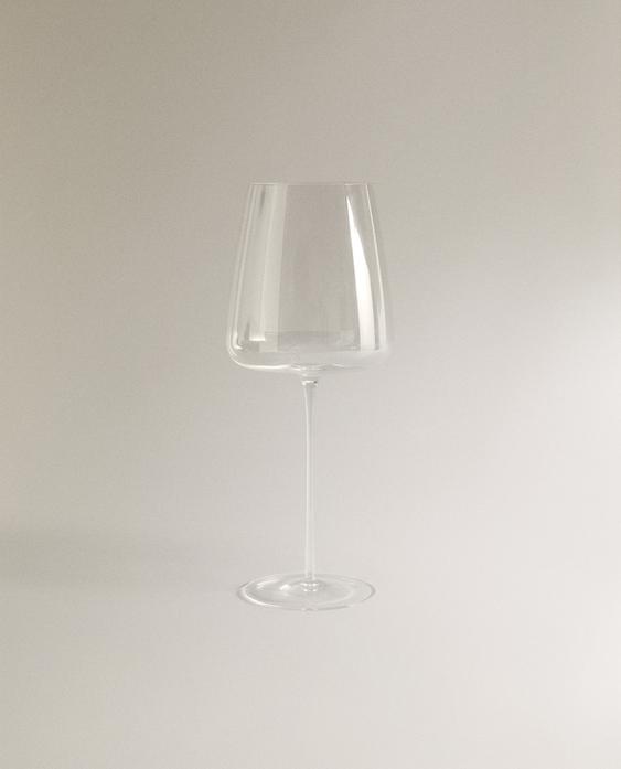 ДУЖЕ ЛЕГКИЙ КЕЛИХ