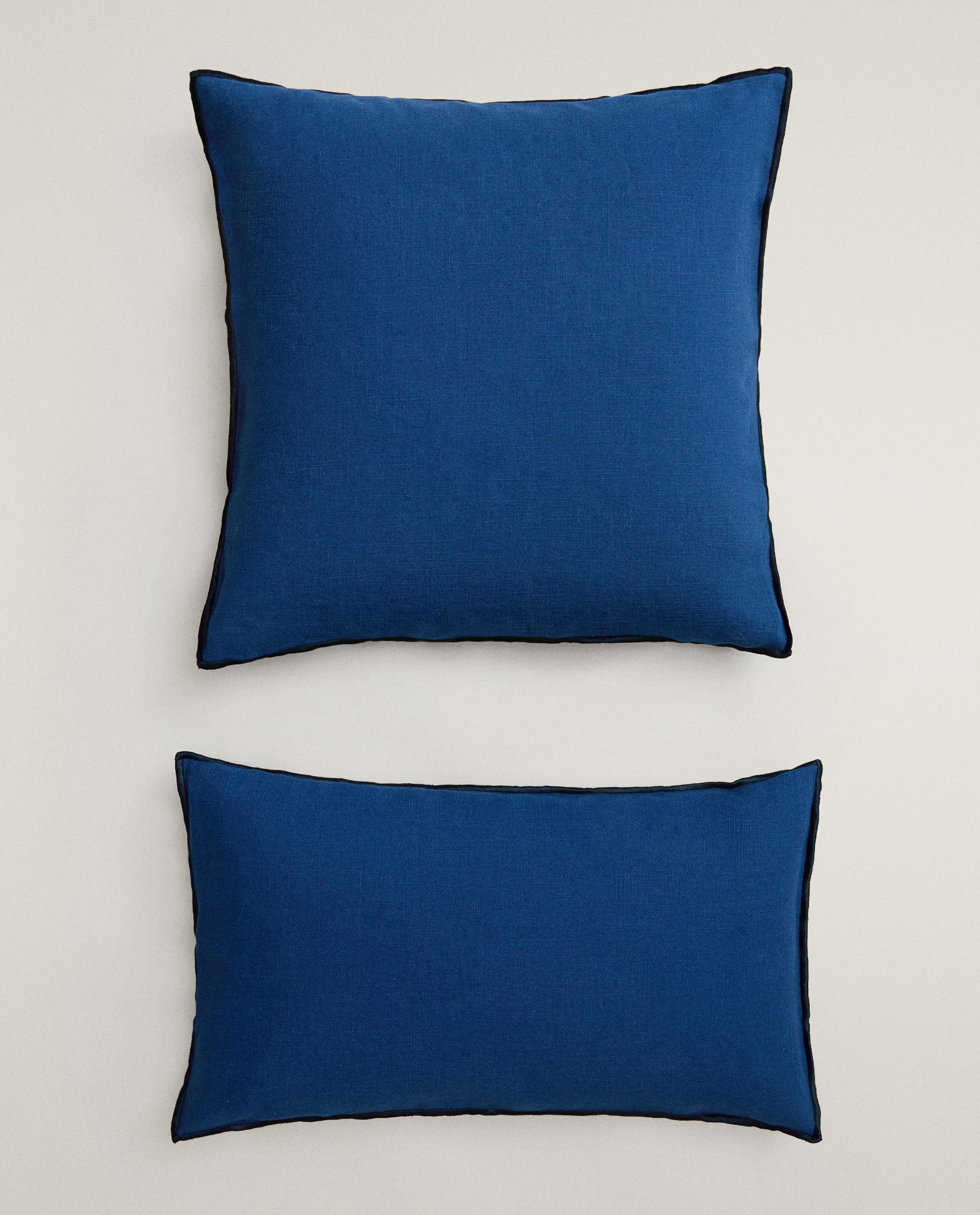 CUSHION COVER WITH OVERLOCK product thumbnail 7