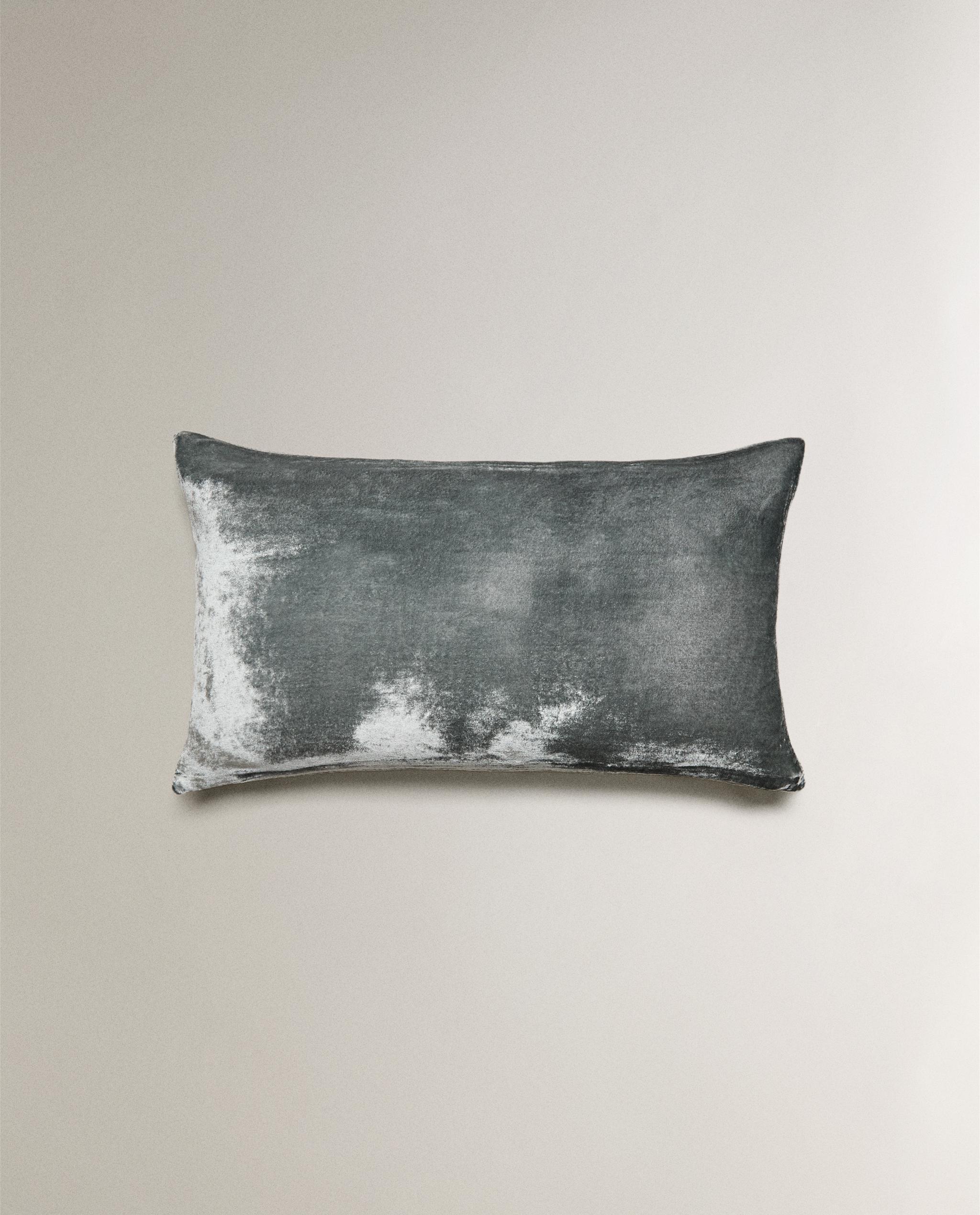 VELVET CUSHION COVER product thumbnail 11