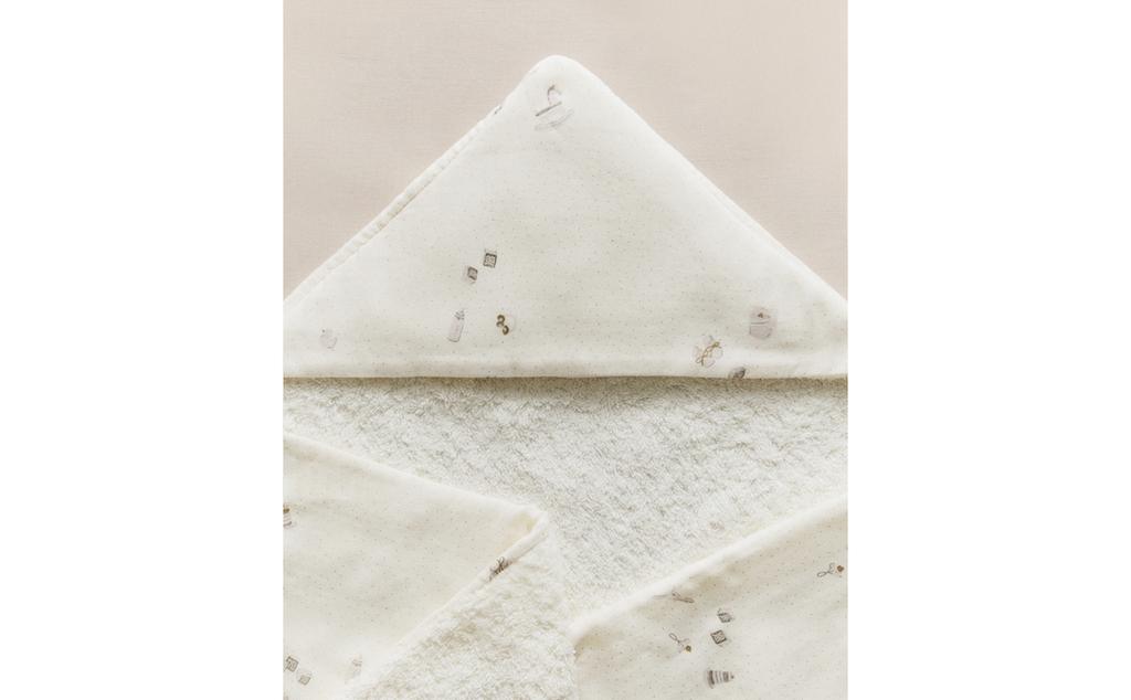 HOODED BABY TOWEL