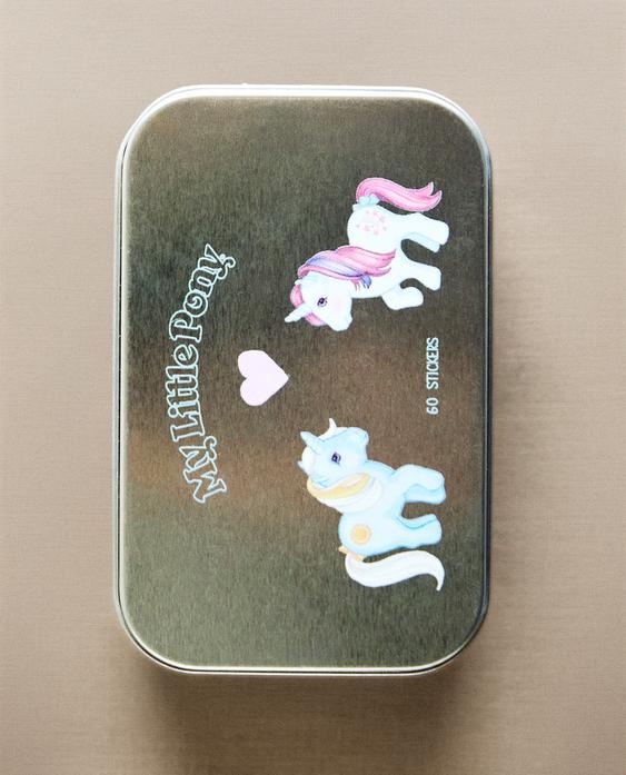 PACK BOÎTE MÉTALLIQUE ET AUTOCOLLANTS MY LITTLE PONY©