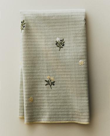EMBROIDERED COTTON TEA TOWEL