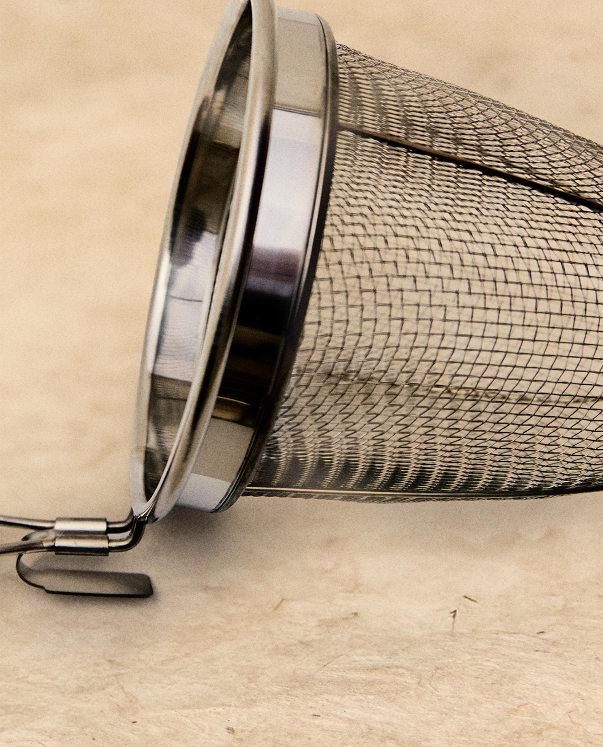 METAL AND WOOD COLANDER | Zara Home United States of America