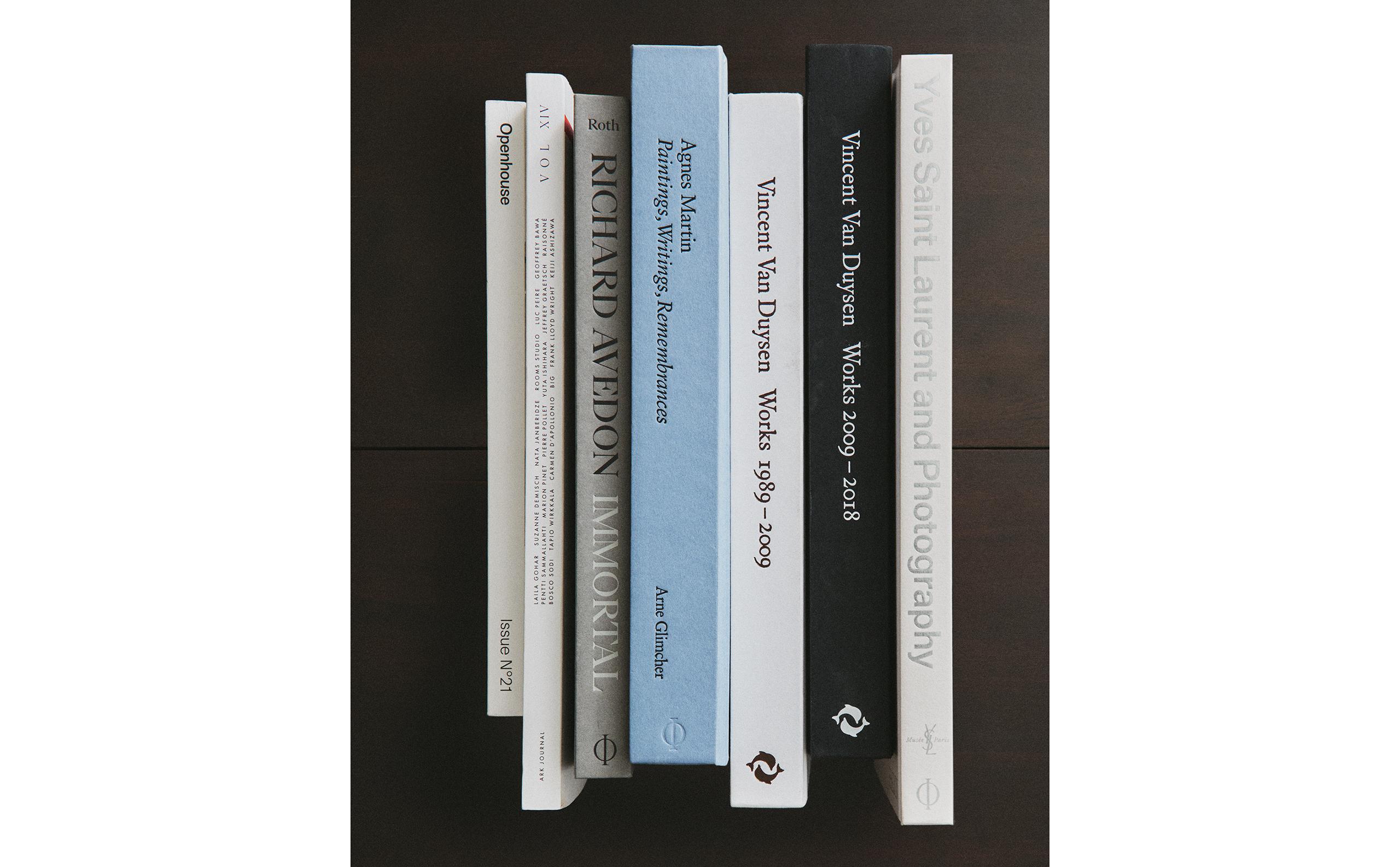 ロシア語　洋書　ＯEH ZARA 書籍と雑誌 | Zara Home 日本/Japan