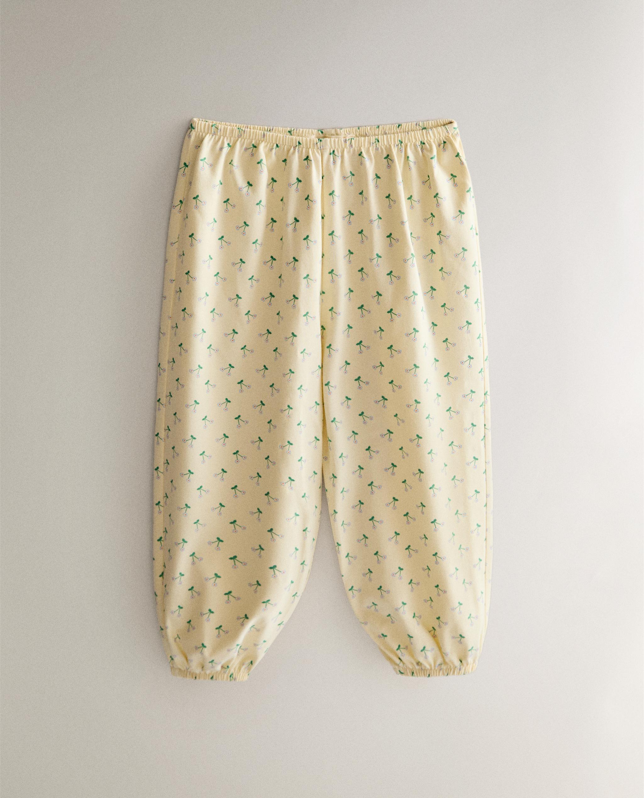 KIDS' FLORAL PYJAMAS product thumbnail 2