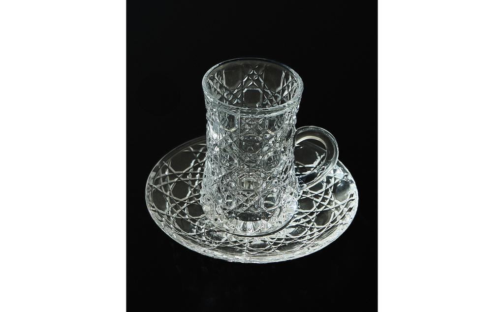 RAISED DESIGN GLASS MUG AND SAUCER