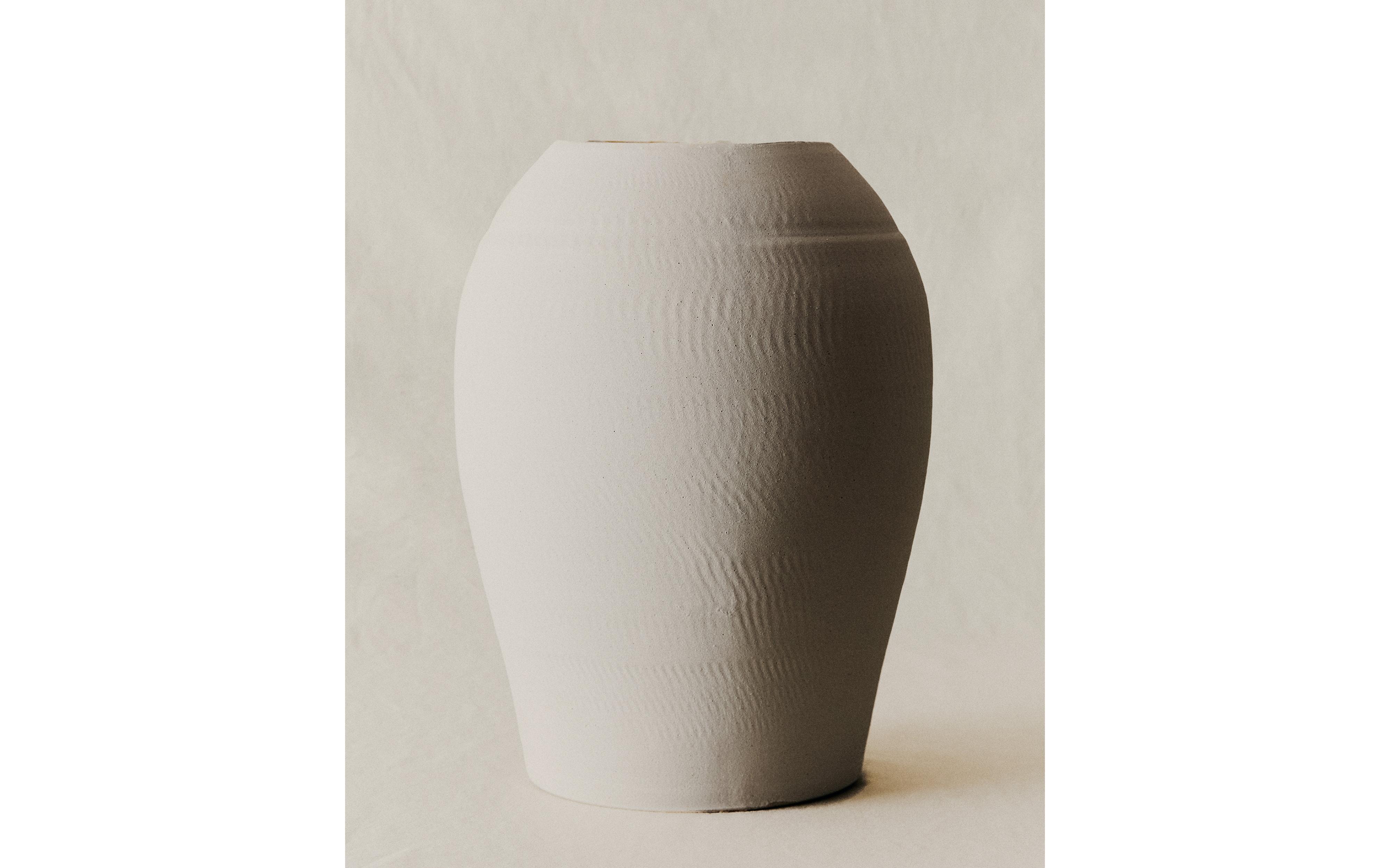 TEXTURED CERAMIC VASE product thumbnail 9