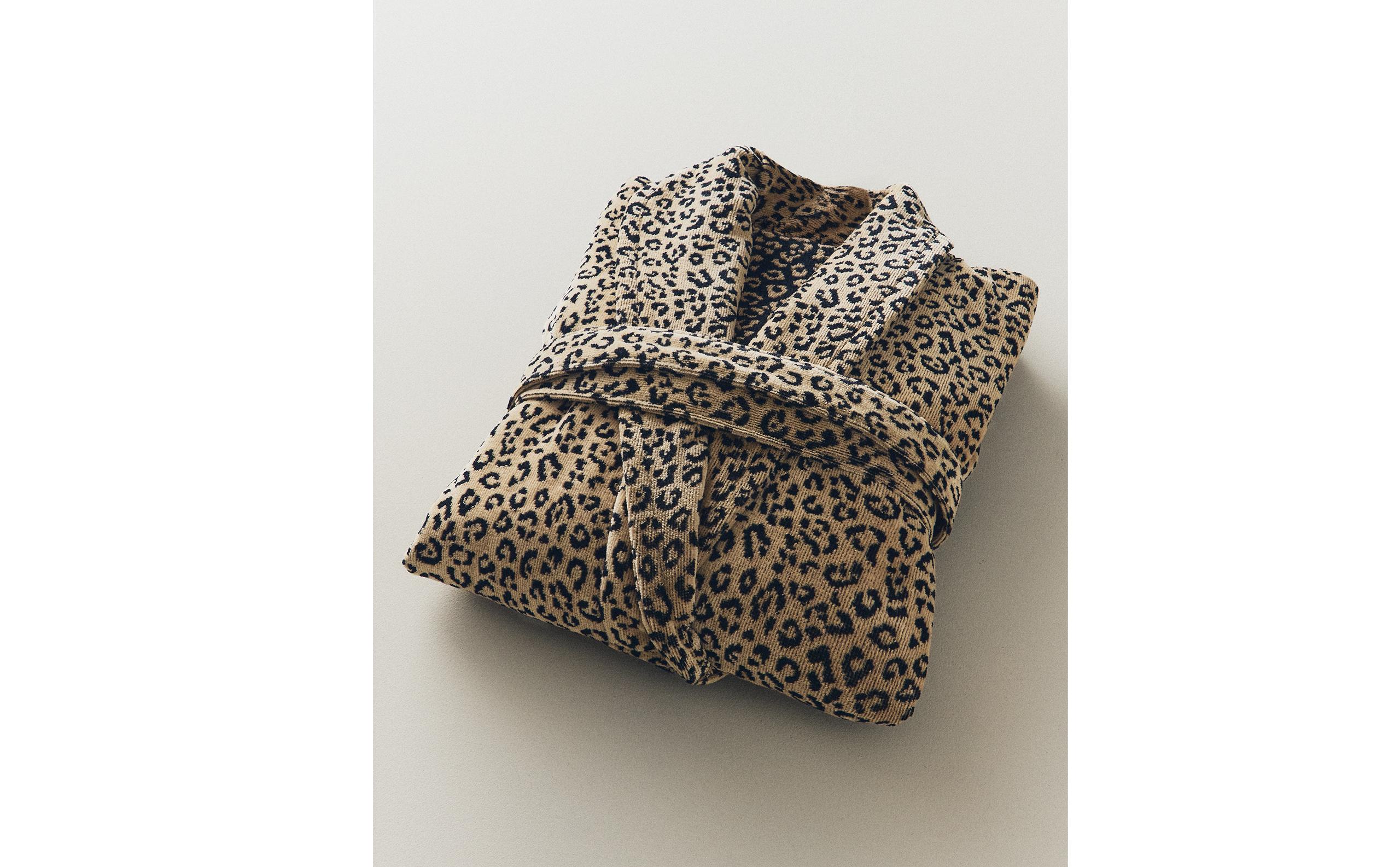ANIMAL PRINT VELOUR DRESSING GOWN product thumbnail 9