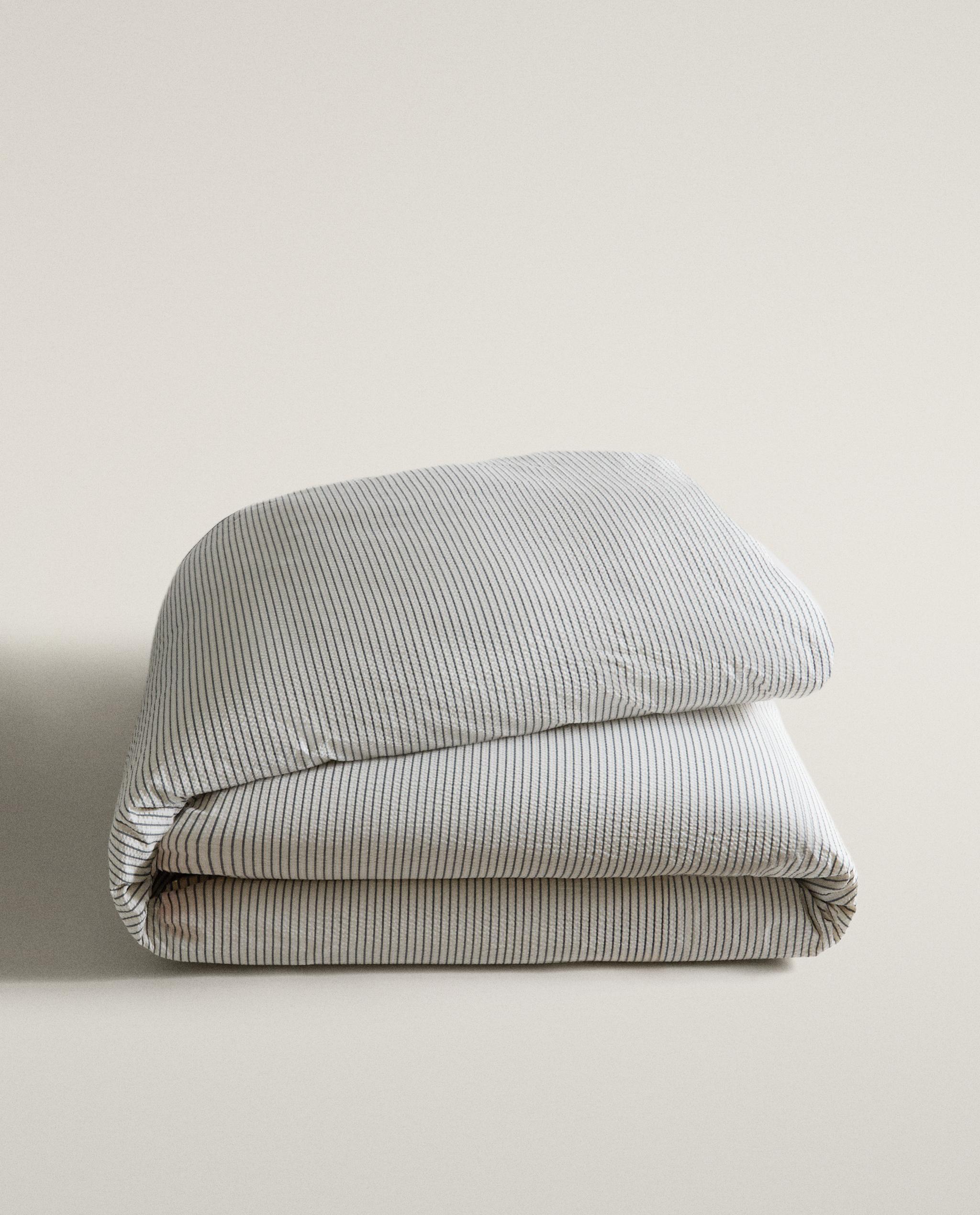 STRIPED SEERSUCKER DUVET COVER WITH PIPING product thumbnail 10