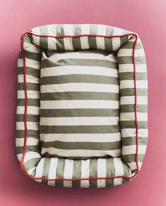 سرير مخطط للحيوانات الأليفة بغرزة أنبوبية سرير مخطط للحيوانات الأليفة بغرزة أنبوبية