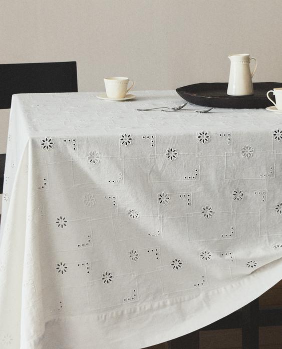 TABLECLOTH WITH CUTWORK EMBROIDERY