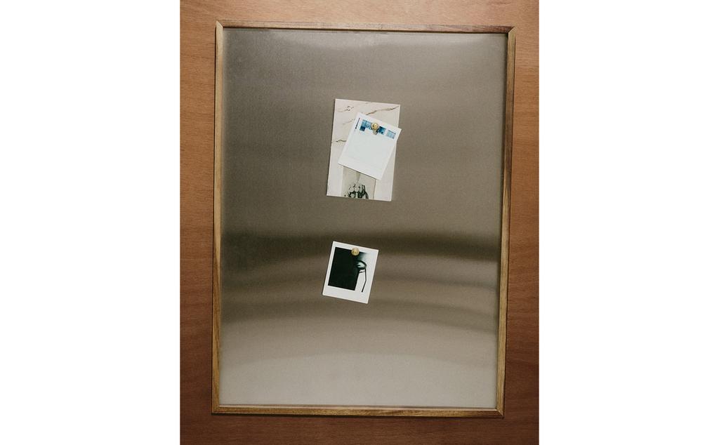 MAGNETIC BOARD WITH WOODEN FRAME