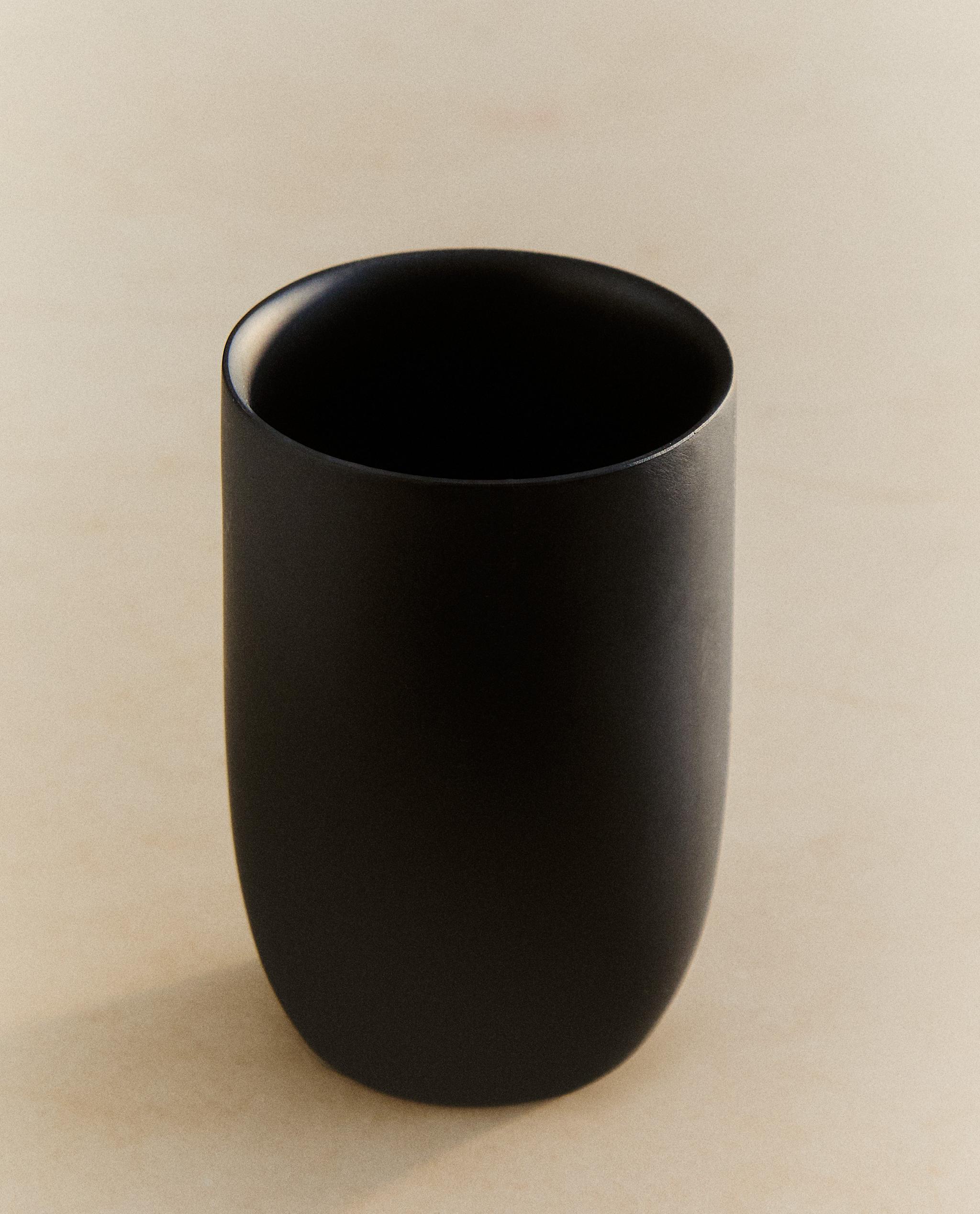 BLACK RESIN TOOTHBRUSH HOLDER product thumbnail 7