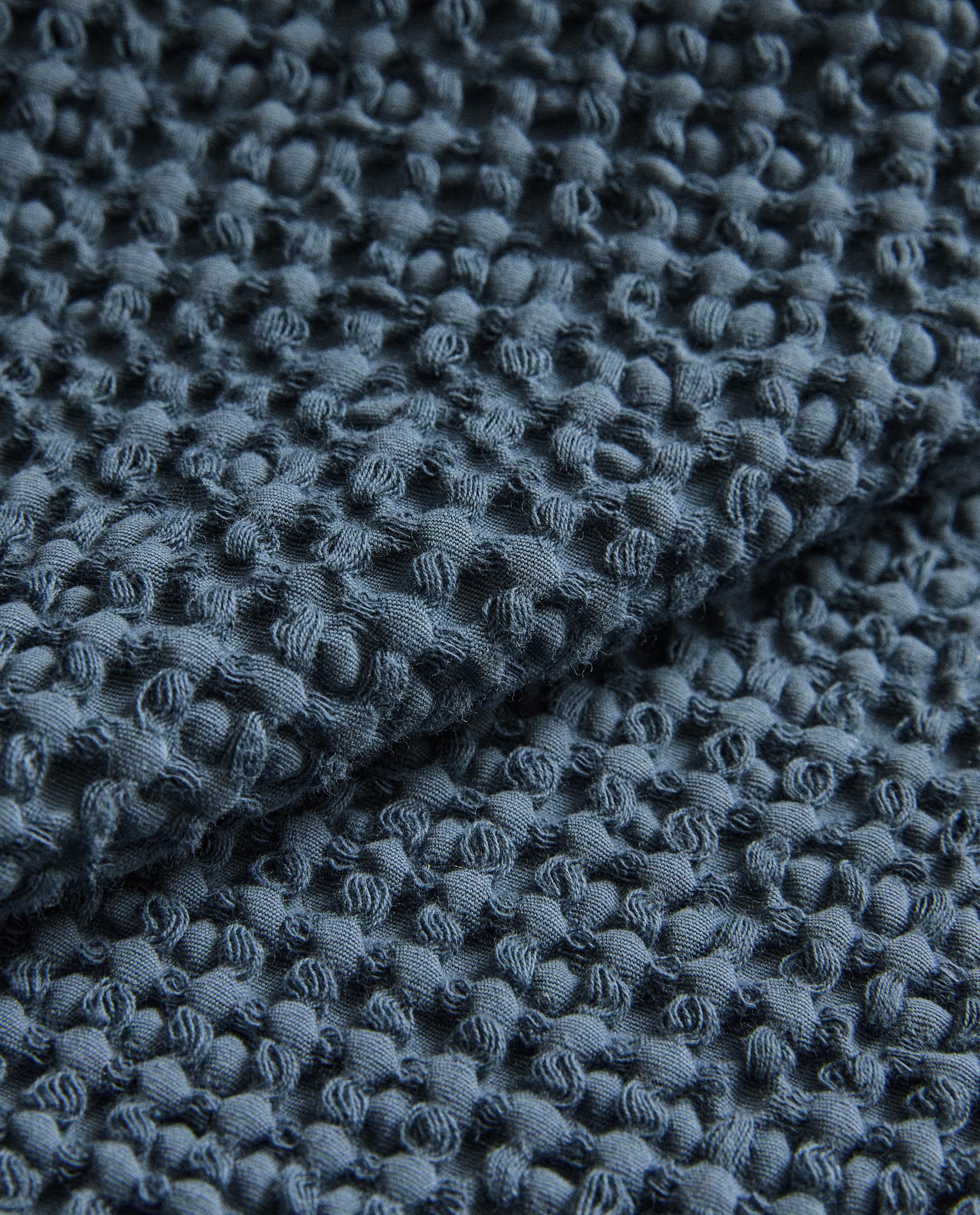 MINI WAFFLE KNIT BEDSPREAD product thumbnail 16