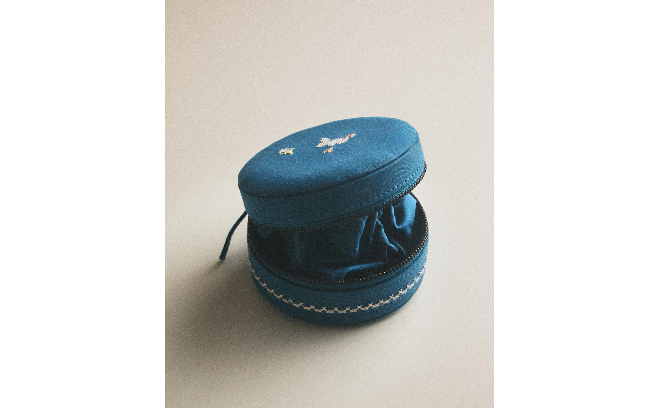 BUNNY BABY WIPE HOLDER AND ORGANISER product thumbnail 2
