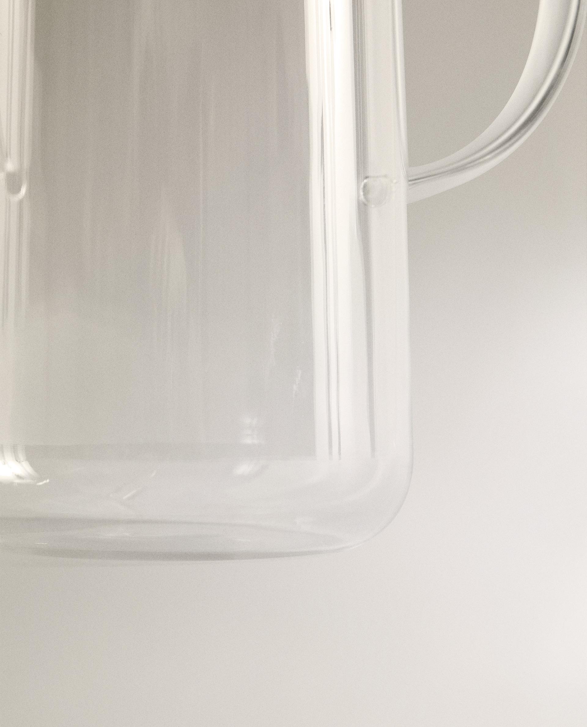 BOROSILICATE JUG