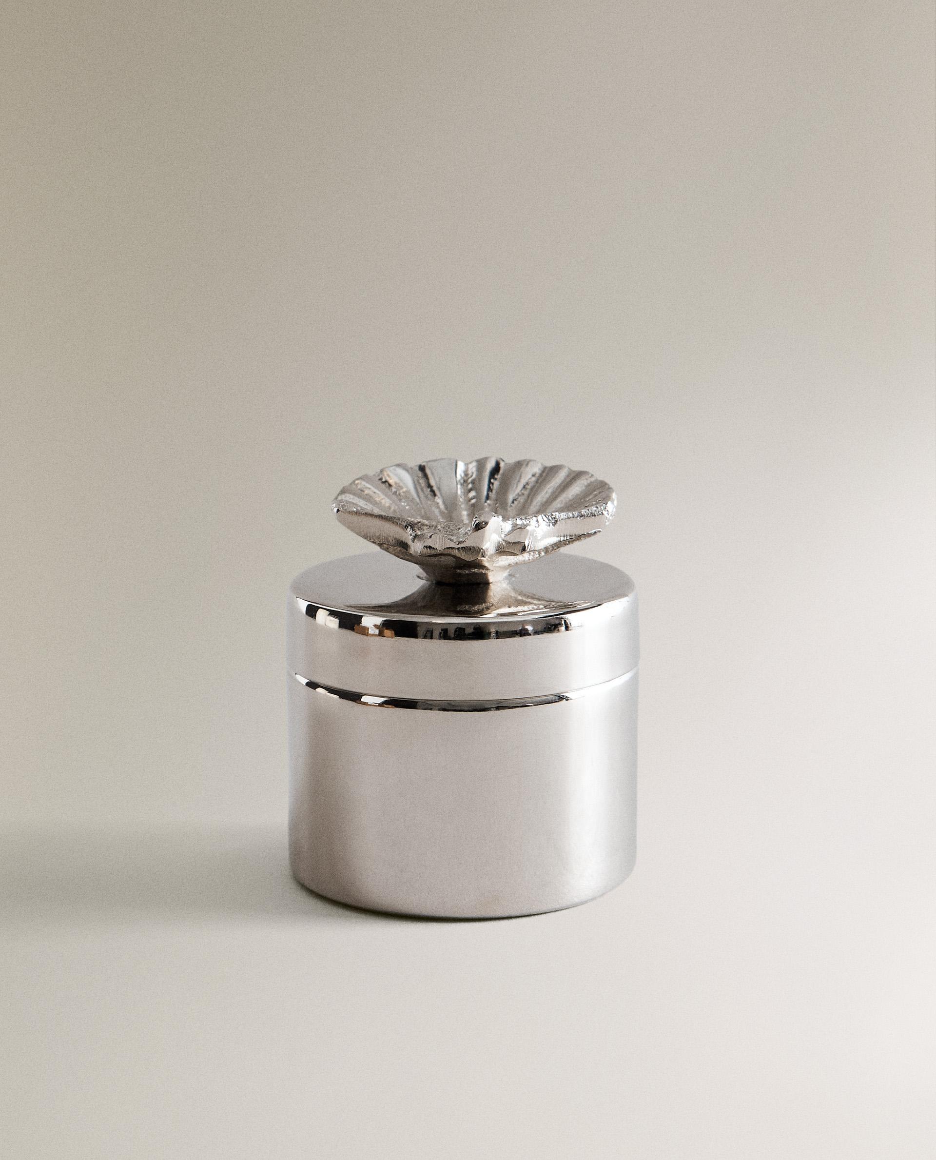 ワンピなど最旬ア！ Home Zara | SHELL A WITH BOX METAL ROUND United of States 小物入れ
