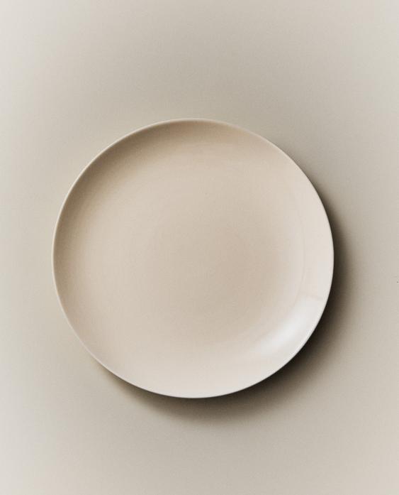 PLAIN STONEWARE DESSERT PLATE