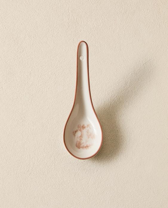 PORCELAIN SOUP SPOON WITH DESIGN PORCELAIN SOUP SPOON WITH DESIGN