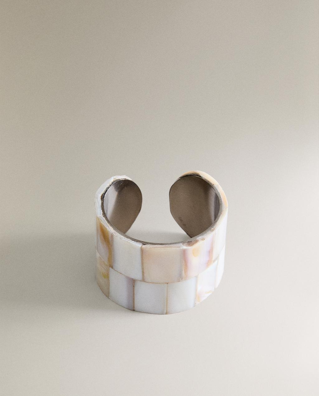 MOTHER-OF-PEARL NAPKIN RINGS (PACK OF 4)