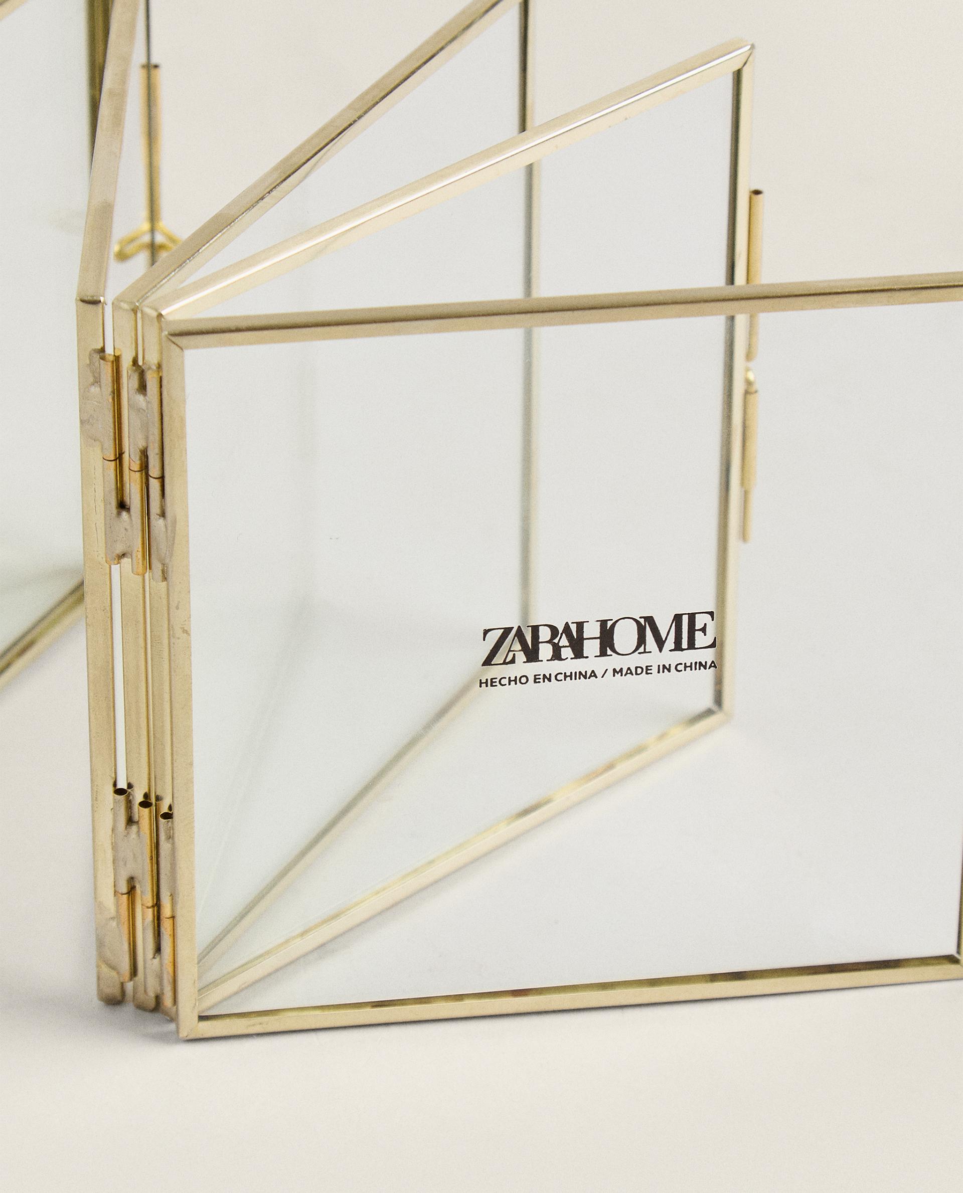 MULTIPLE PHOTO FRAME