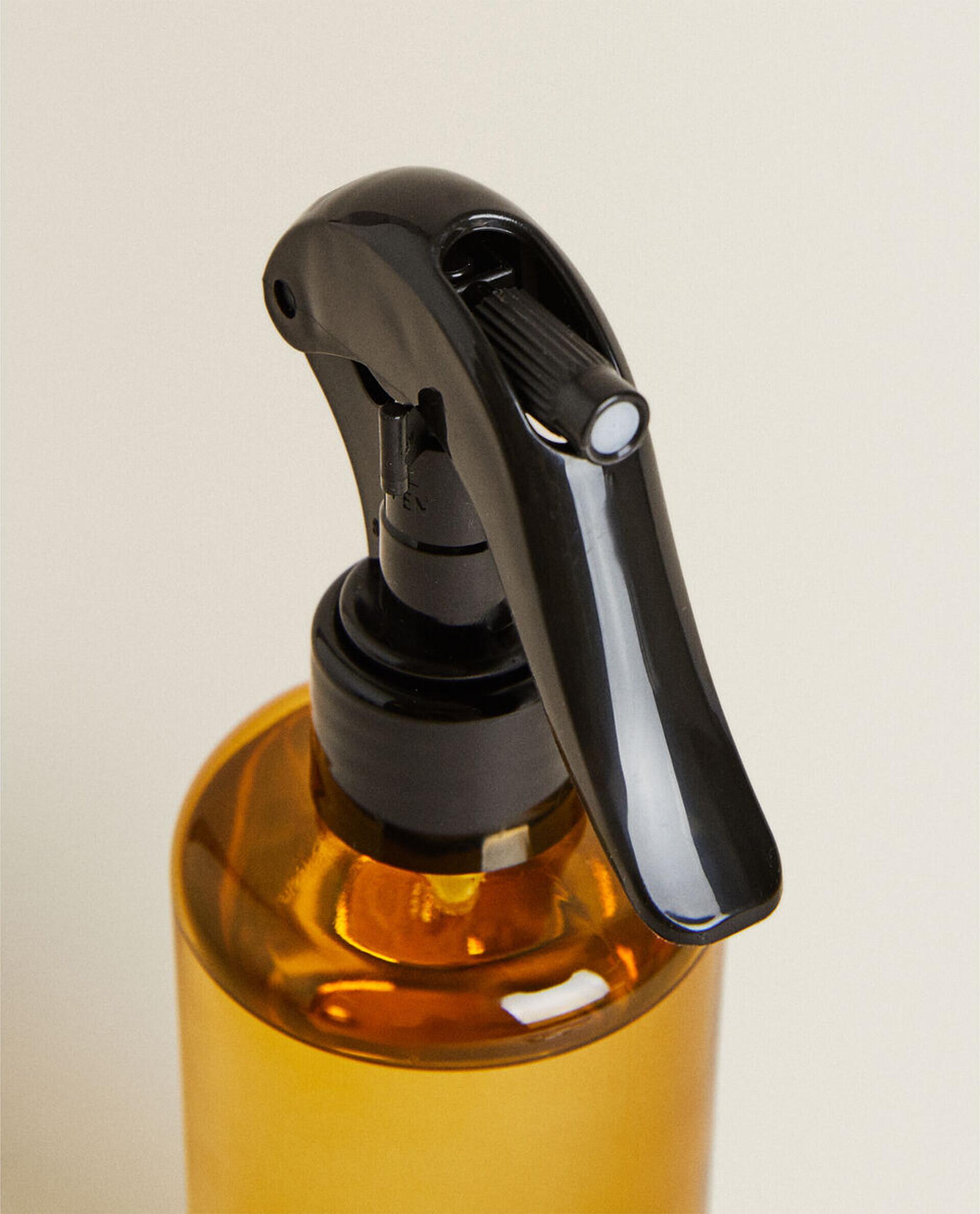 WHITE LOTUS AIR FRESHENER SPRAY (200 ML) product thumbnail 2