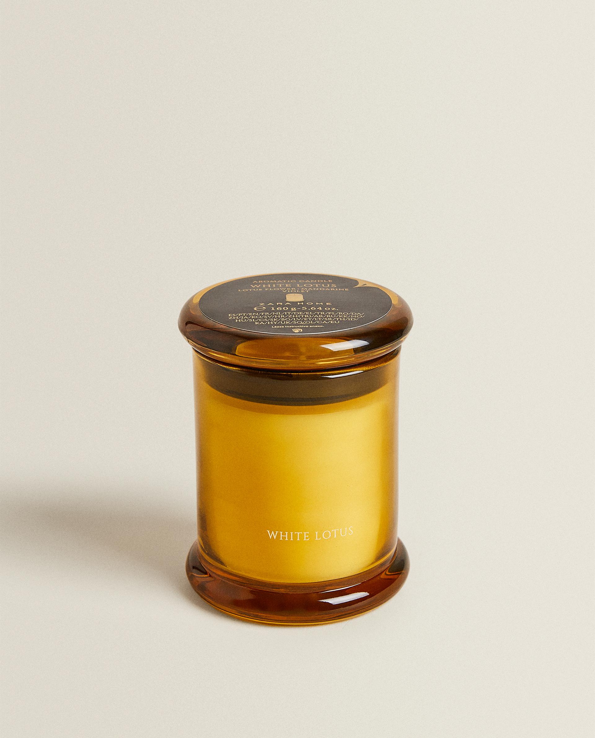 (150 G) WHITE LOTUS SCENTED CANDLE product thumbnail 3