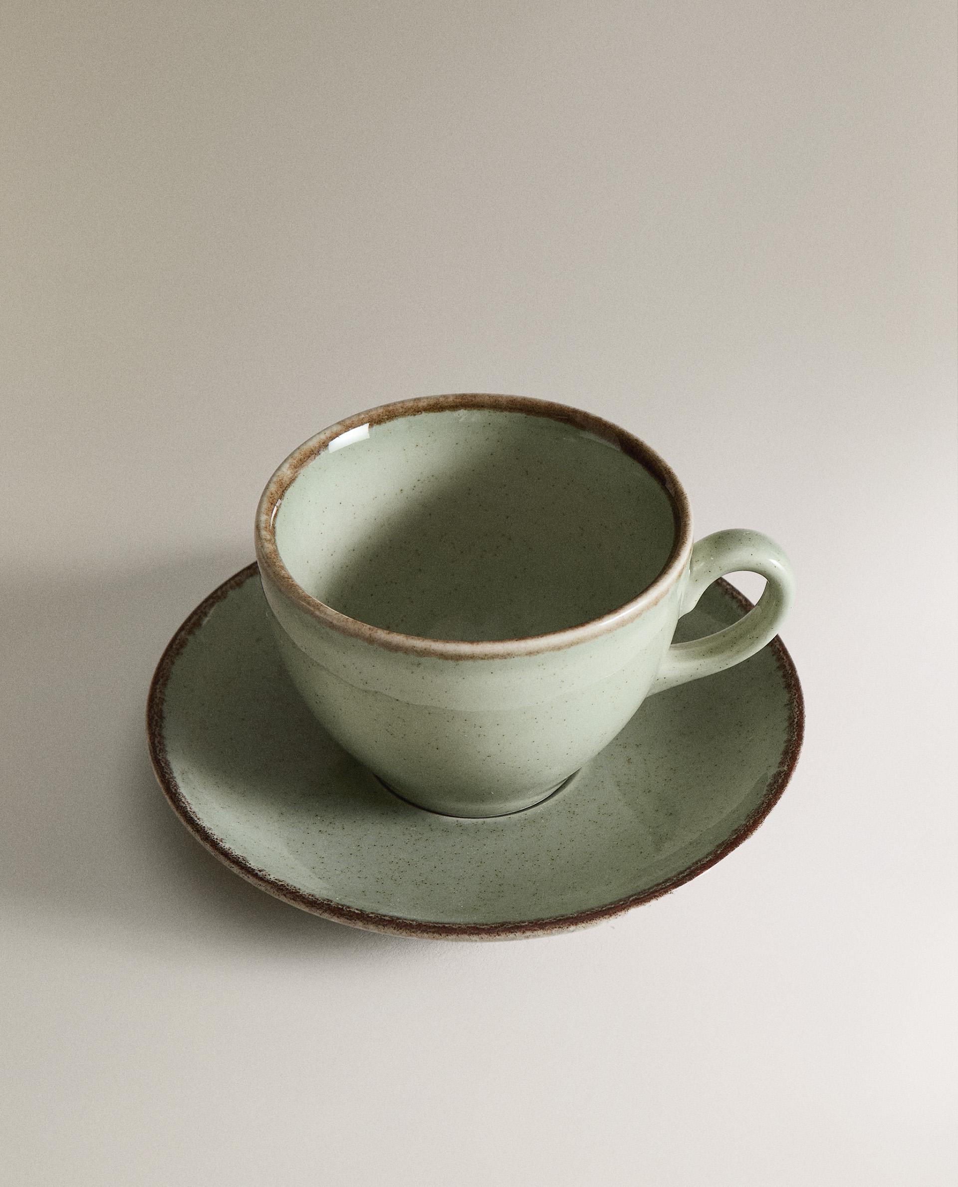 PORCELAIN TEACUP WITH ANTIQUE FINISH RIM | Zara Home United States