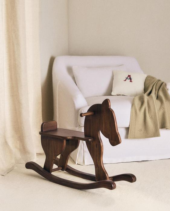 KIDS' ROCKING HORSE TOY