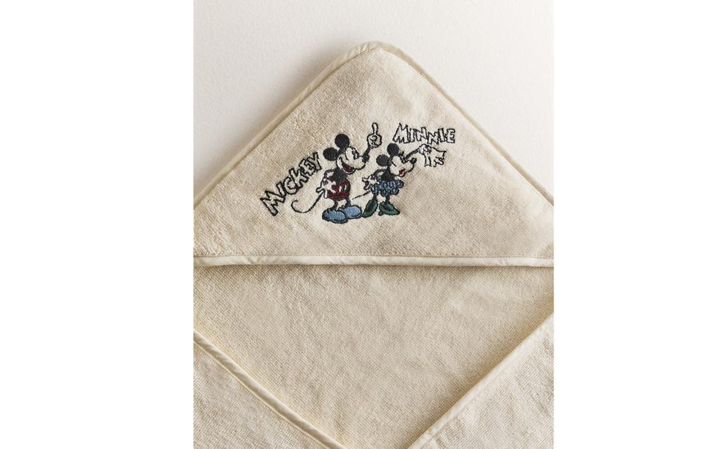 ผ้าเช็ดตัวมีฮู้ดลาย MICKEY &amp; MINNIE ©DISNEY