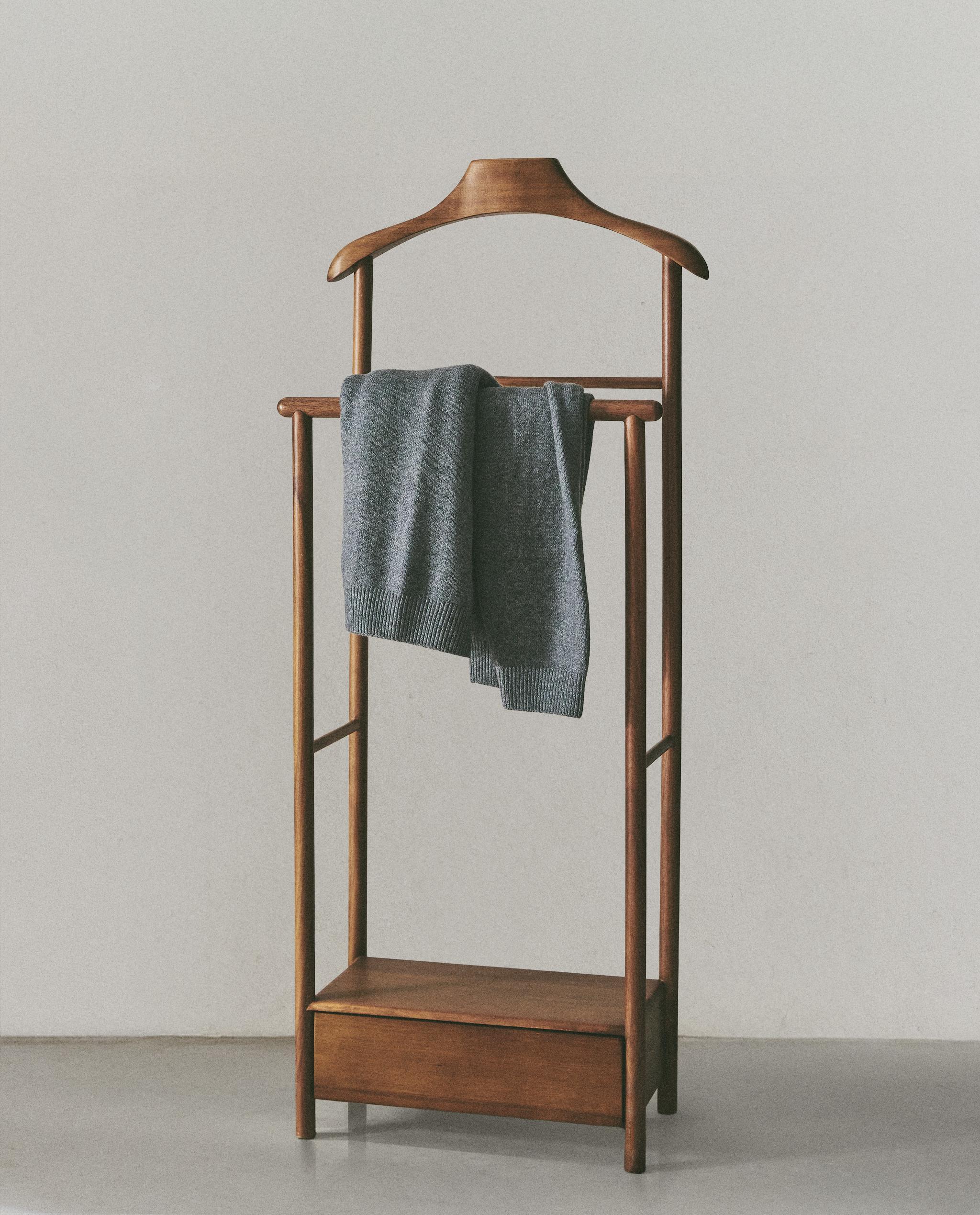 アカシアウッド スーツラック | Zara Home 日本/Japan
