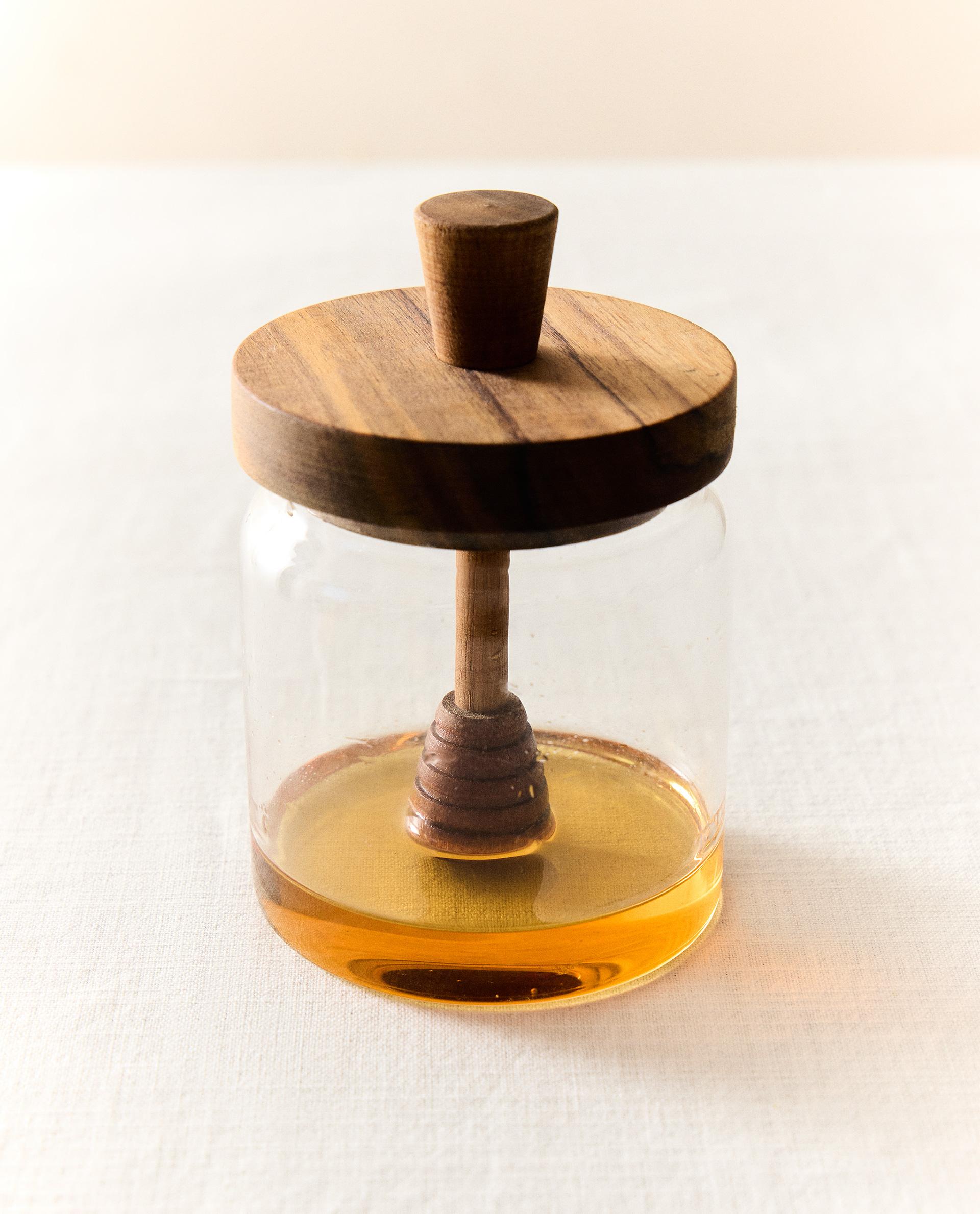 BOROSILICATE GLASS AND WOOD HONEY JAR product thumbnail 9
