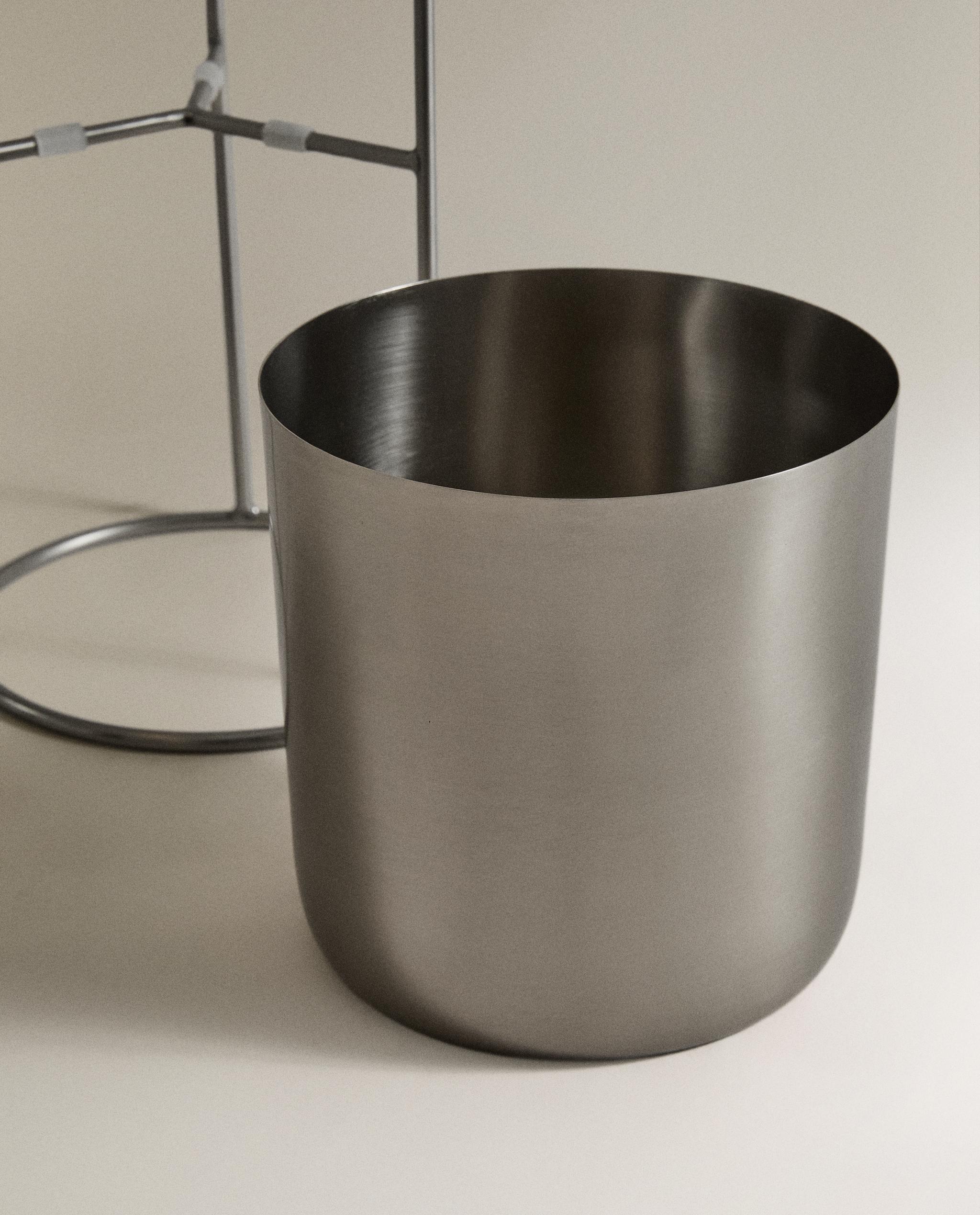 METAL FLOWERPOT product thumbnail 16