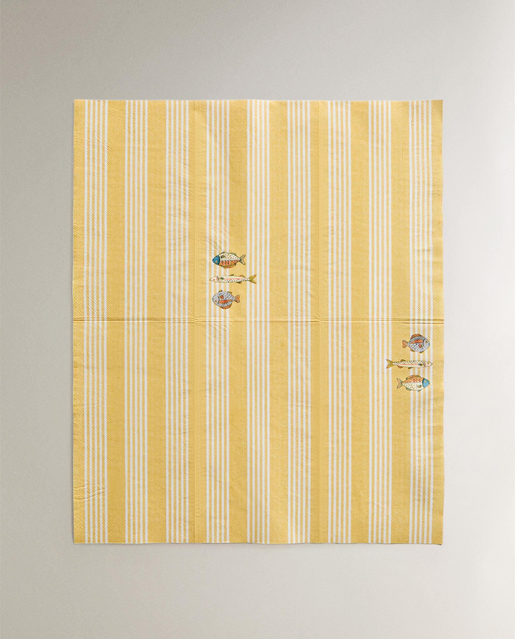PACK OF FISH PRINT PAPER NAPKINS (PACK OF 30) product thumbnail 3
